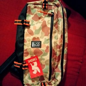 BNWT CHROME KADET SLING BAG .DUCK CAMO